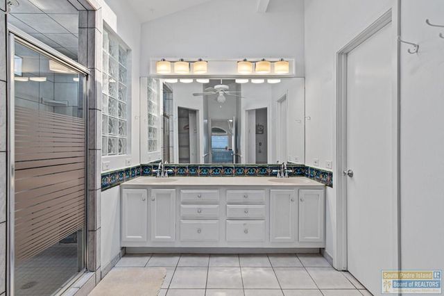 813 North Shore, Port Isabel, TX 78578