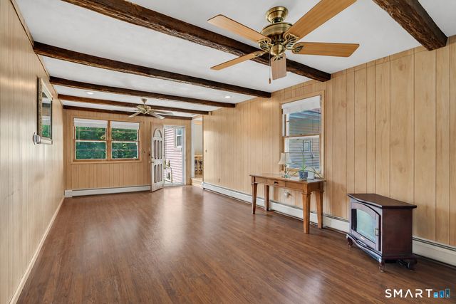 36 Clinton Street, Trumbull, CT 06611