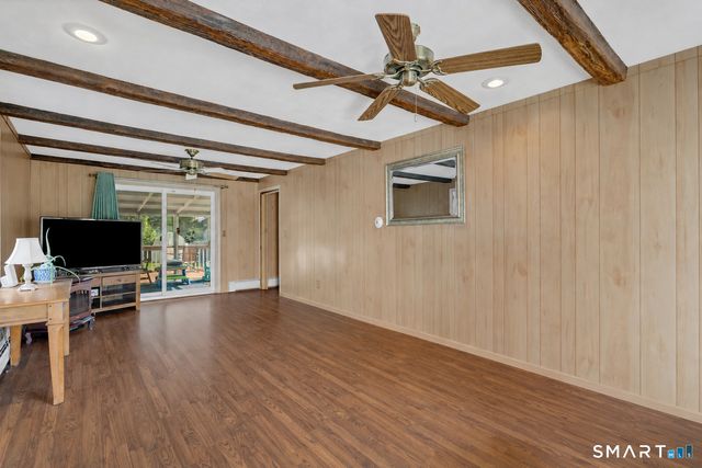 36 Clinton Street, Trumbull, CT 06611