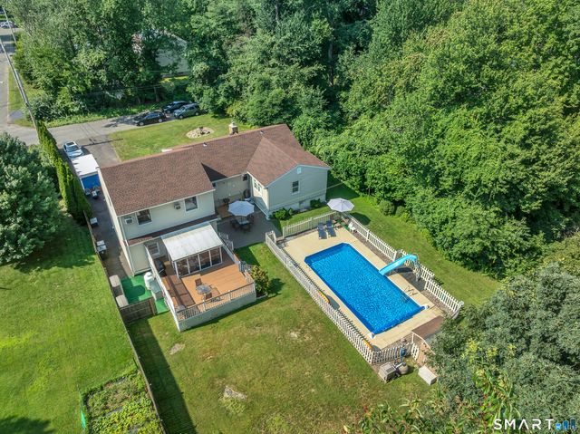 36 Clinton Street, Trumbull, CT 06611