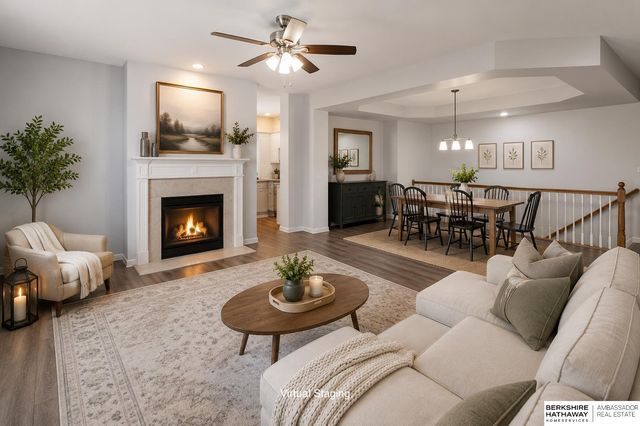 16148 V Circle, Omaha, NE 68135