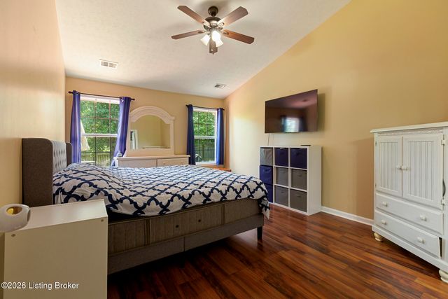 1208 Beckley Hills Ct, Louisville, KY 40245