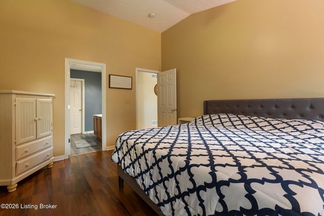 1208 Beckley Hills Ct, Louisville, KY 40245