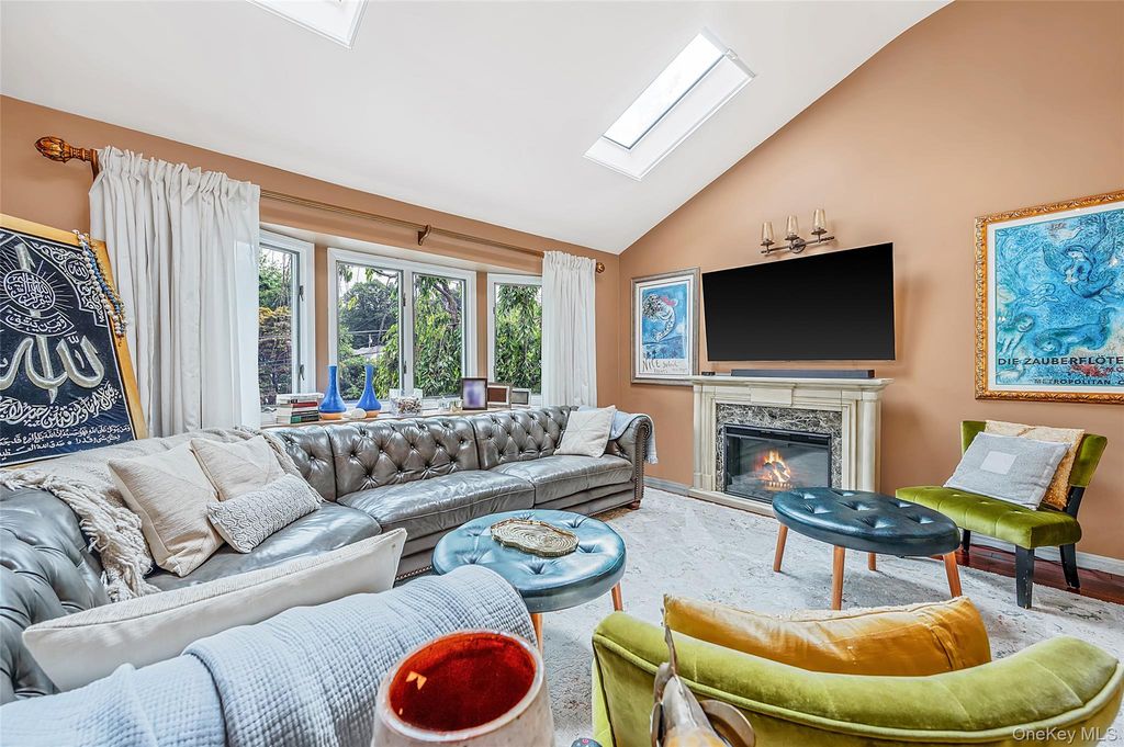 25 Kellogg Place, South Huntington, NY 11746 — photo 4