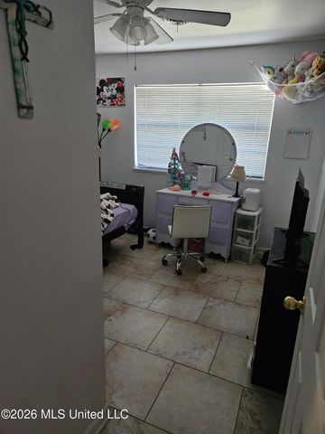 2535 Meadow Road, Biloxi, MS 39531