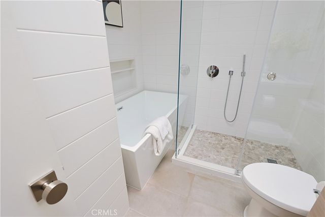 150 The Village 6, Redondo Beach, CA 90277