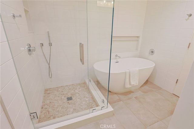 150 The Village 6, Redondo Beach, CA 90277