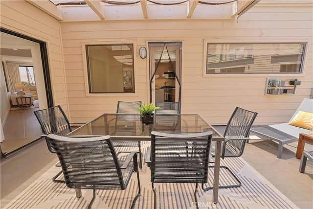 150 The Village 6, Redondo Beach, CA 90277