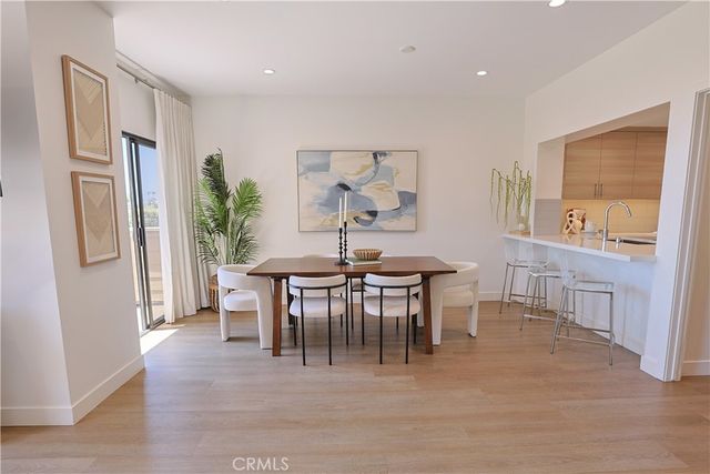 150 The Village 6, Redondo Beach, CA 90277
