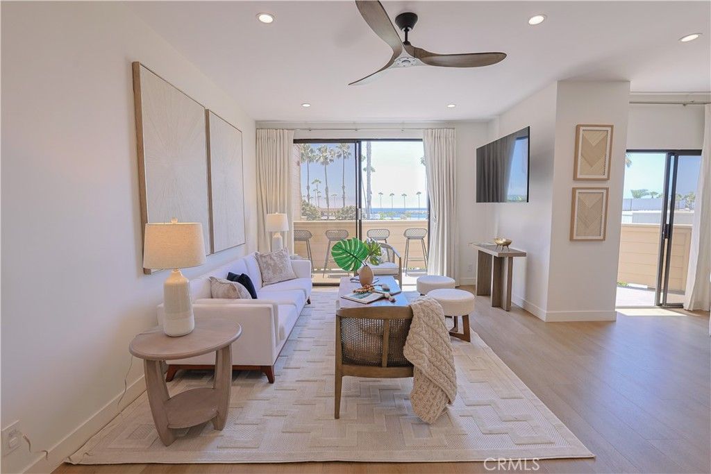 150 The Village 6, Redondo Beach, CA 90277