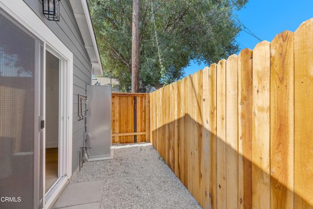 1537 Wesley Avenue, Pasadena, CA 91104