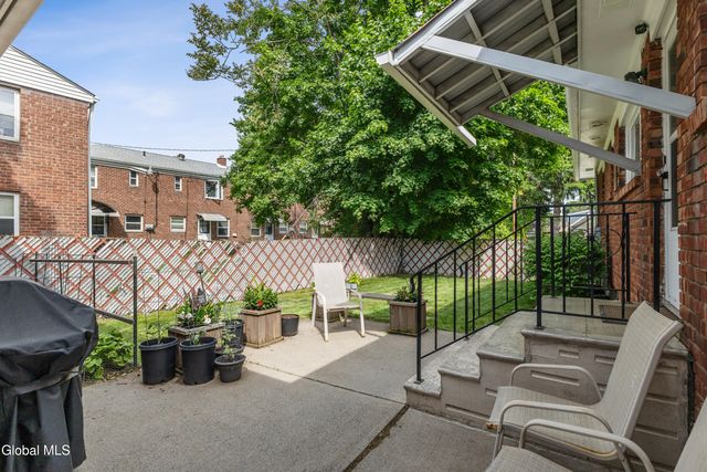 48 John David Lane 2, Albany, NY 12208
