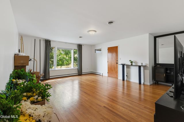 48 John David Lane 2, Albany, NY 12208