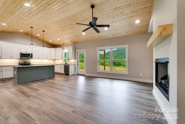 12 Gracie Rose Street, Clyde, NC 28785