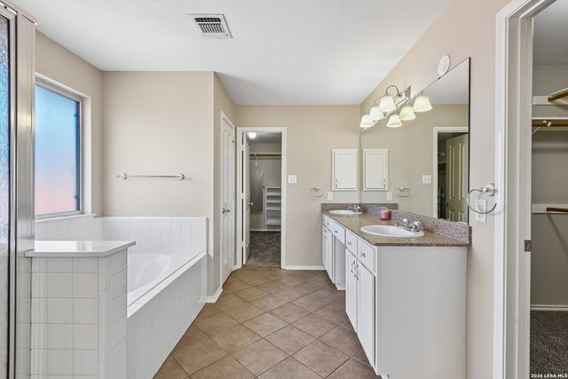 15006 Preston Court Dr, San Antonio, TX 78247
