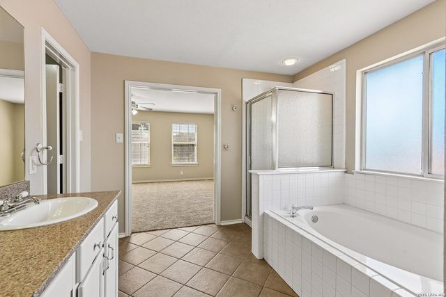 15006 Preston Court Dr, San Antonio, TX 78247