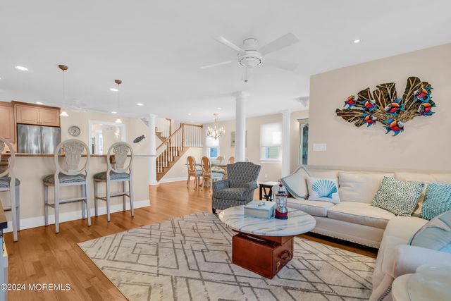 18 Meadow Avenue, Manasquan, NJ 08736