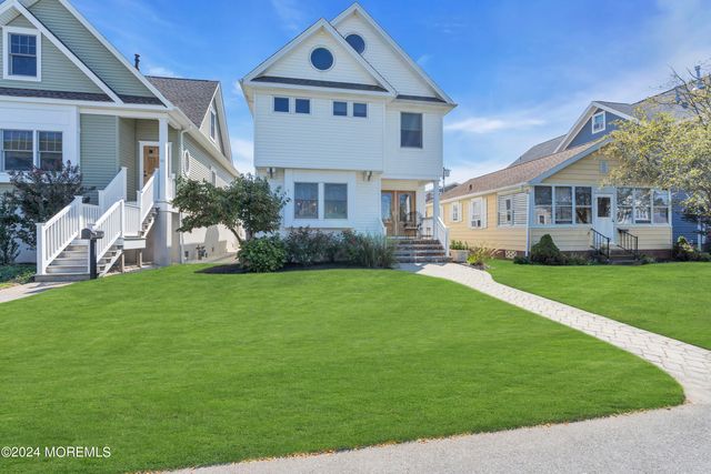 18 Meadow Avenue, Manasquan, NJ 08736