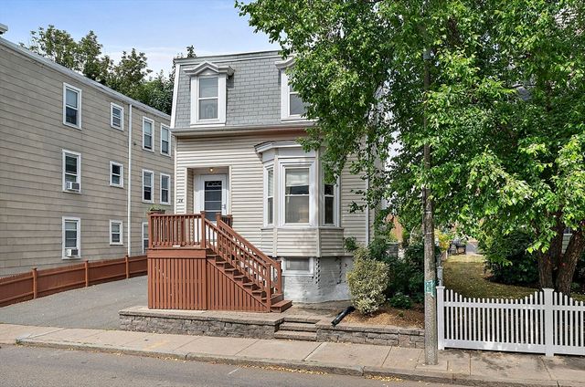 24 Moseley St, Boston, MA 02125