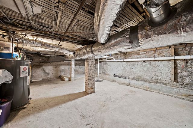 24 Moseley St, Boston, MA 02125