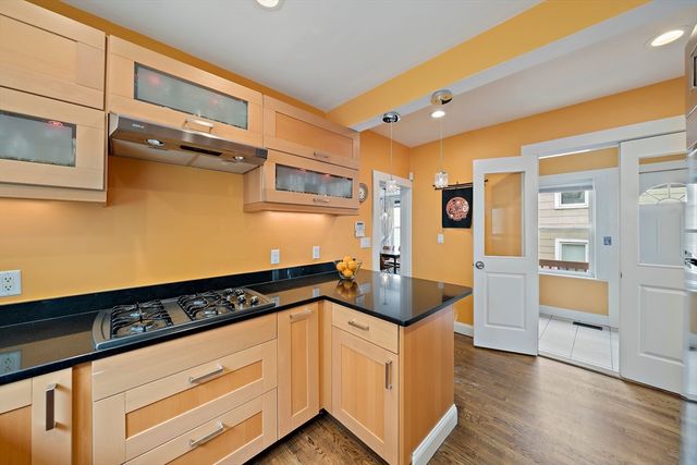 24 Moseley St, Boston, MA 02125