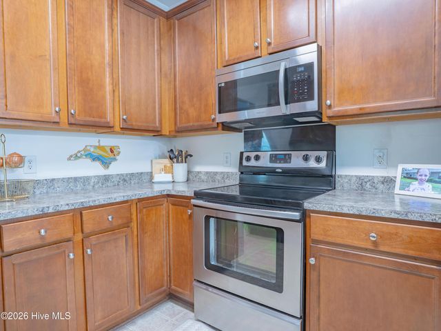 234 Emerald Ridge Road, Jacksonville, NC 28546