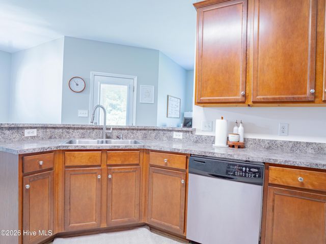 234 Emerald Ridge Road, Jacksonville, NC 28546