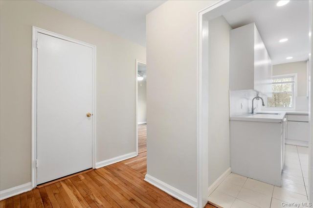 15 Chestnut Street 6A, Rye, NY 10580