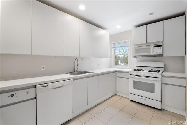 15 Chestnut Street 6A, Rye, NY 10580