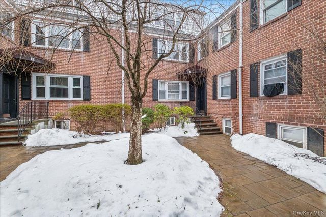 15 Chestnut Street 6A, Rye, NY 10580