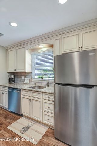 606 Bay Avenue 6, Point Pleasant Beach, NJ 08742