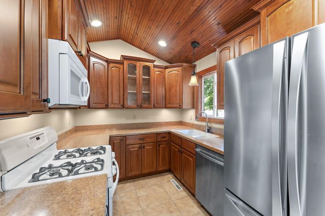 2397 Niagara Street, Portage, IN 46368