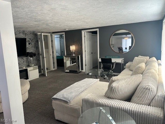 845 Shadowrow Avenue, Willoughby, OH 44094