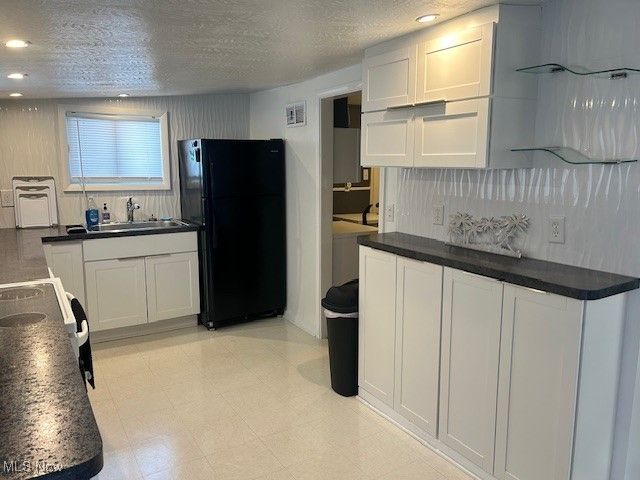 845 Shadowrow Avenue, Willoughby, OH 44094