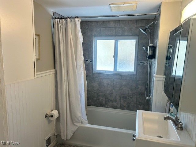 845 Shadowrow Avenue, Willoughby, OH 44094