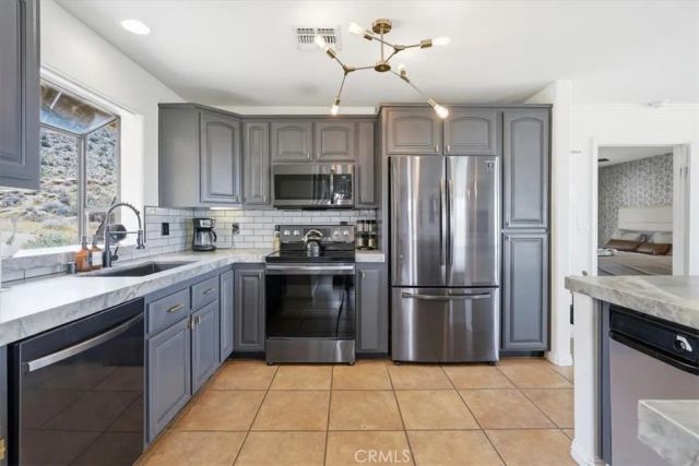 7818 Rockwood Road, Joshua Tree, CA 92252