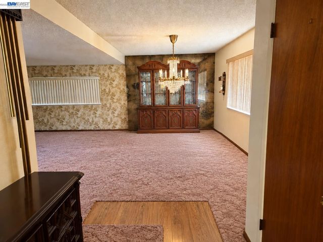 230 Flanders Ct, San Lorenzo, CA 94541