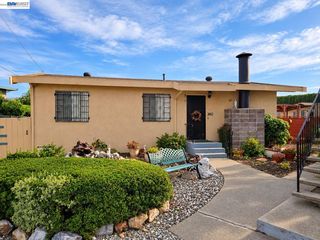 230 Flanders Ct, San Lorenzo, CA 94541