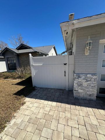 12809 DUNHILL DRIVE, Tampa, FL 33624