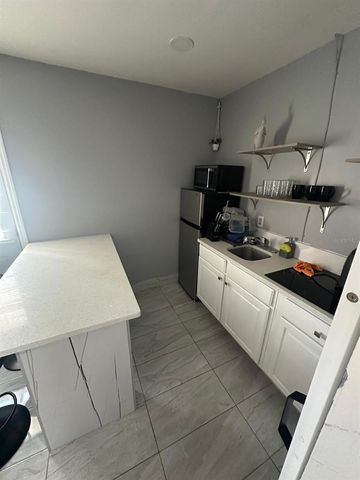 12809 DUNHILL DRIVE, Tampa, FL 33624