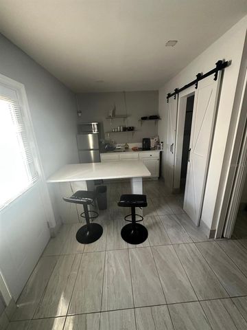 12809 DUNHILL DRIVE, Tampa, FL 33624