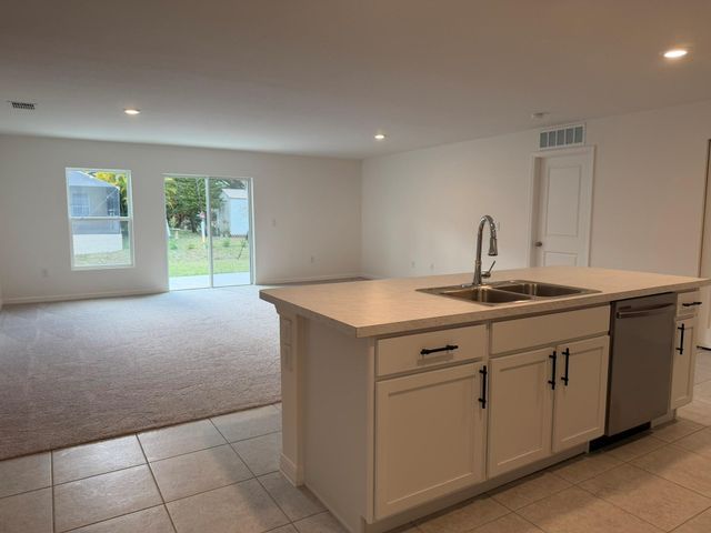 8855 101st Avenue, Vero Beach, FL 32967