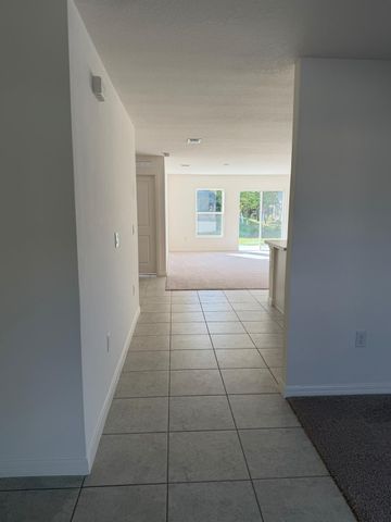 8855 101st Avenue, Vero Beach, FL 32967