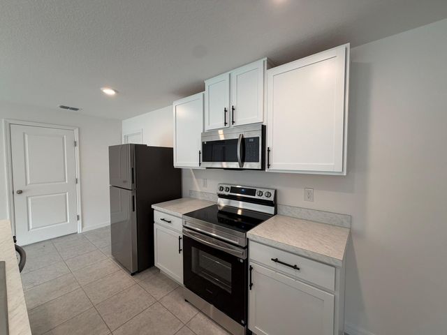 8855 101st Avenue, Vero Beach, FL 32967