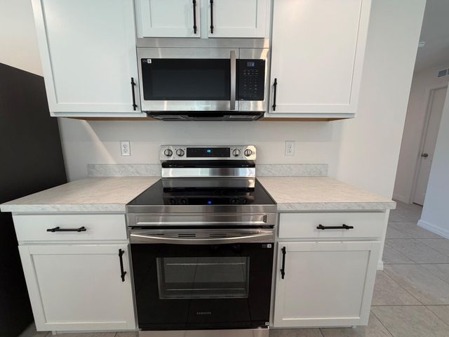 8855 101st Avenue, Vero Beach, FL 32967