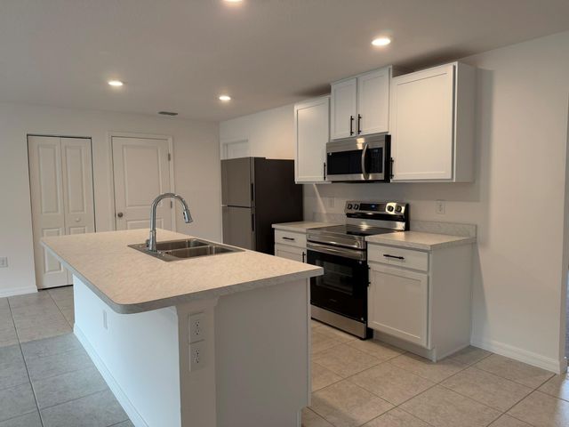 8855 101st Avenue, Vero Beach, FL 32967