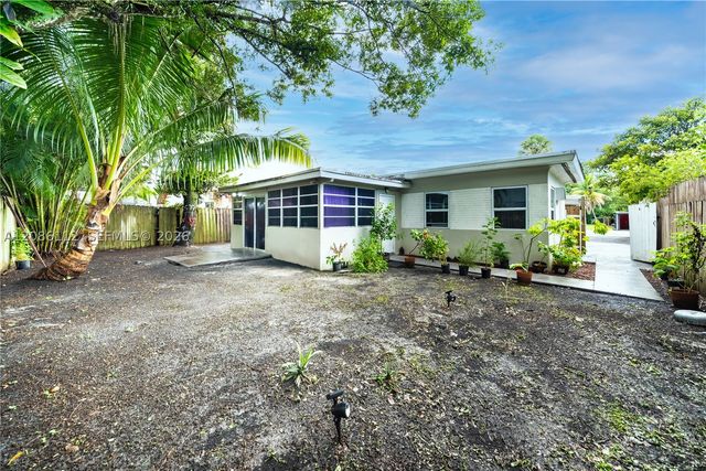 1806 SW 22nd St, Fort Lauderdale, FL 33315