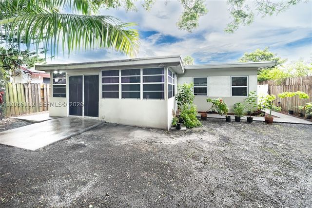 1806 SW 22nd St, Fort Lauderdale, FL 33315