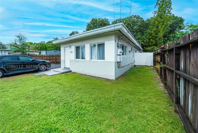 1806 SW 22nd St, Fort Lauderdale, FL 33315