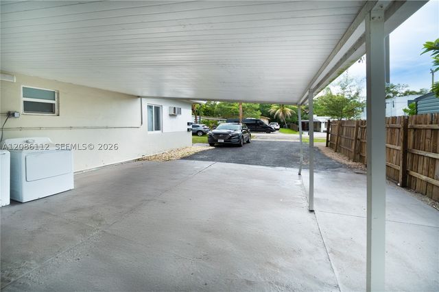 1806 SW 22nd St, Fort Lauderdale, FL 33315